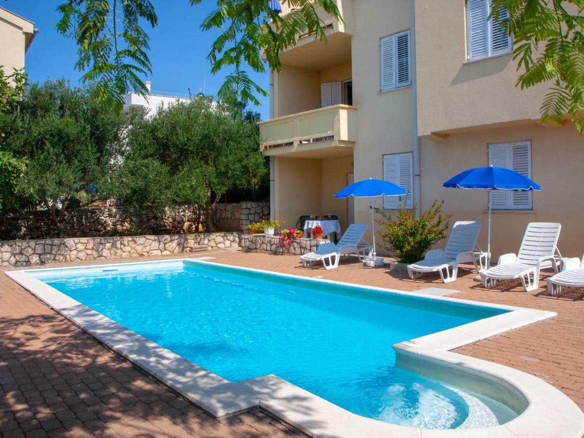 Apartments Villa Ana Mandre Exterior photo